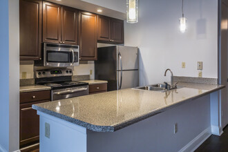 The Washburn in Memphis, TN - Building Photo - Interior Photo