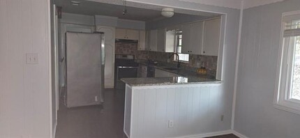 1214 Burleson St in Grand Prairie, TX - Building Photo - Building Photo