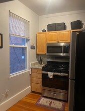 11 Noyes Pl, Unit 3 in Boston, MA - Building Photo - Building Photo