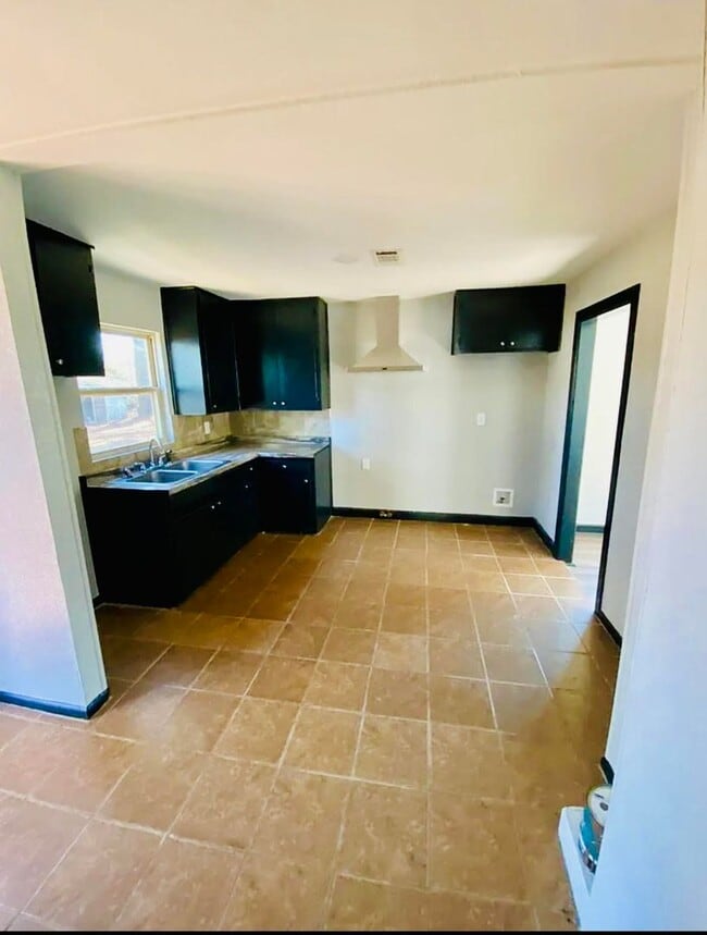 3 Phyllis St in Pine Bluff, AR - Building Photo - Building Photo