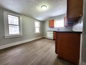 320 Crosby St in Akron, OH - Building Photo - Building Photo