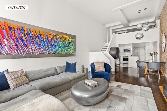 property at 250 Mercer St