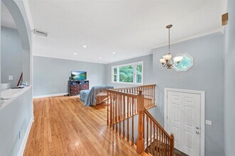 128 Cedar Cliff Rd in Monroe, NY - Building Photo - Building Photo