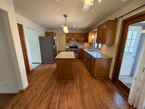 10245 173rd St W in Lakeville, MN - Building Photo - Building Photo