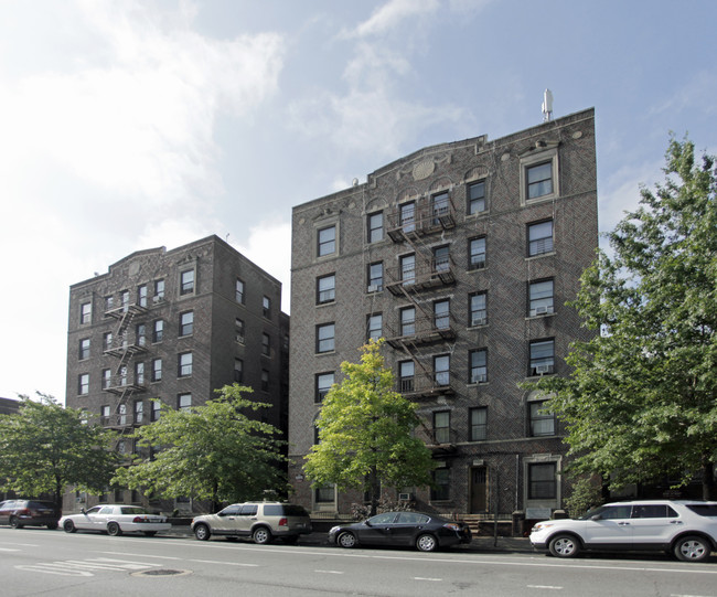 580 Empire Blvd in Brooklyn, NY - Building Photo - Building Photo