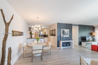 3 Island Ave, Unit 09D in Miami Beach, FL - Building Photo - Building Photo