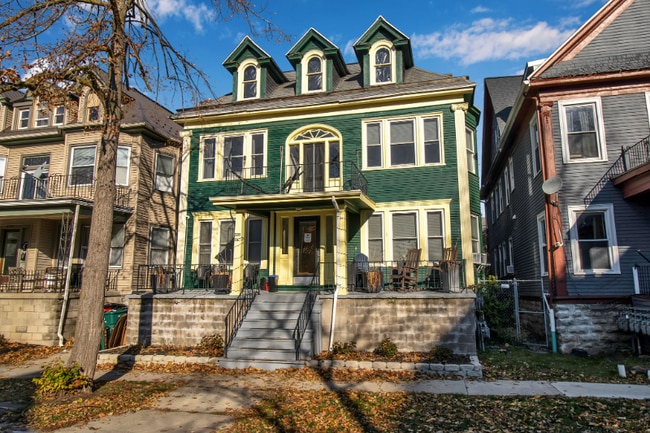 580 Potomac Ave in Buffalo, NY - Building Photo - Building Photo