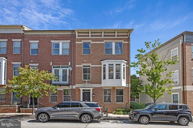 property at 125 S High St