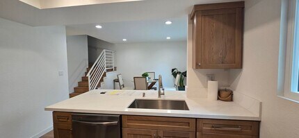 2135 N Fairview St in Santa Ana, CA - Building Photo - Building Photo