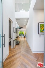 721 N Vista St in Los Angeles, CA - Building Photo - Building Photo