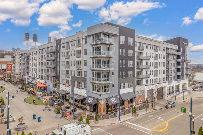 Current At The Banks in Cincinnati, OH - Building Photo - Building Photo