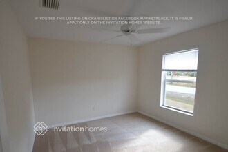 4893 Fairlane Dr in North Port, FL - Building Photo - Building Photo