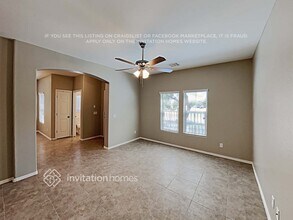 17696 W Langer Ln in Surprise, AZ - Building Photo - Building Photo