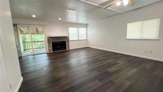 3601 N Hills Dr in Austin, TX - Building Photo - Building Photo