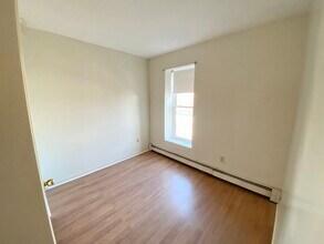 101 Hammond St, Unit 5 in Boston, MA - Foto de edificio - Building Photo