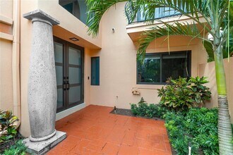 6381 Via Rosa in Boca Raton, FL - Building Photo - Building Photo