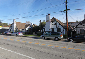 2906-2912 Griffith Park Blvd Apartments