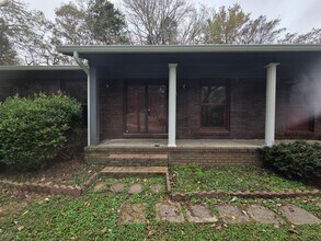 148 Tanglewood Dr in Woodbury, TN - Building Photo - Building Photo