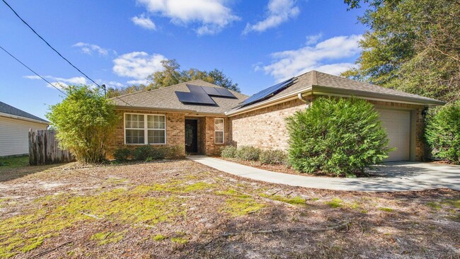 4548 Live Oak Church Rd in Crestview, FL - Building Photo - Building Photo