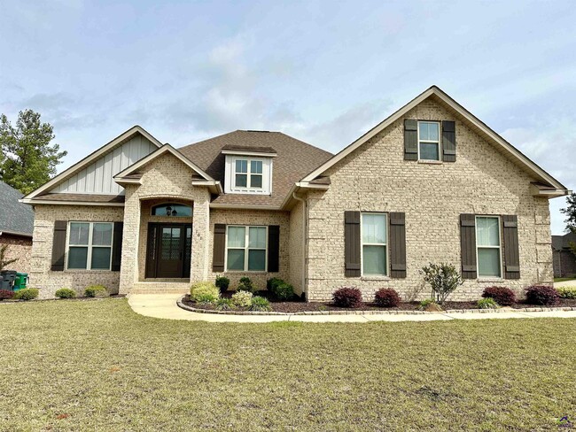 property at 101 Maidenhair Ct