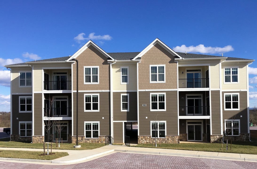 Hiatt Run Apartments in Winchester, VA - Foto de edificio