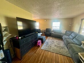 1376 Price Ave in St. Paul, MN - Building Photo - Building Photo