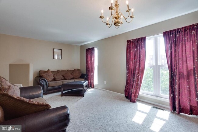 13396 Burrough Farm Dr in Herndon, VA - Building Photo - Building Photo