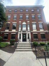 528 N New St in Bethlehem, PA - Building Photo - Building Photo