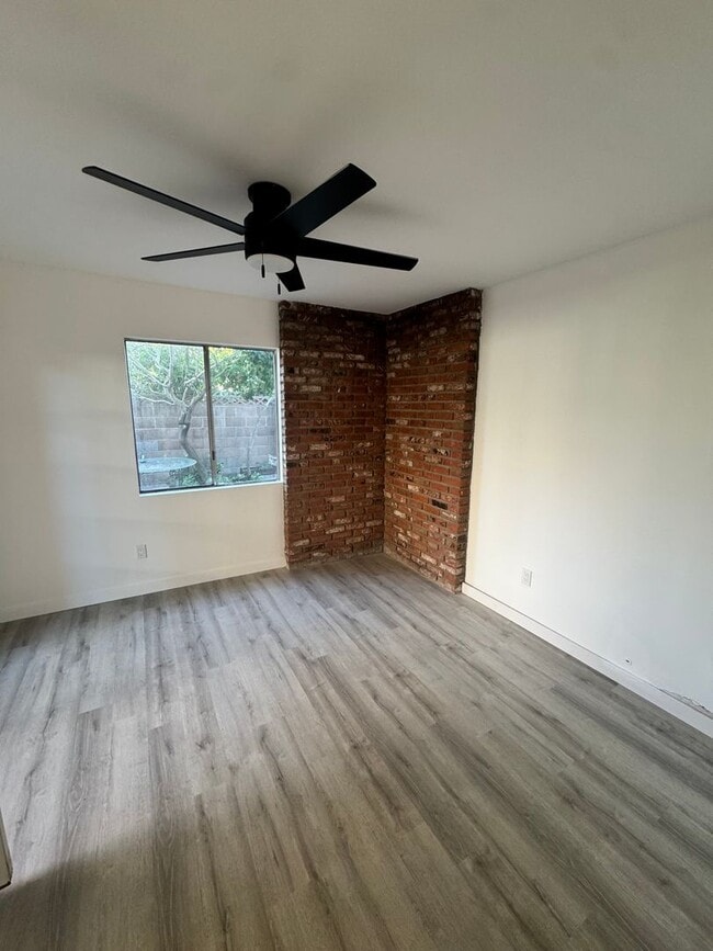 3768-3768 1/2 Sheldon Dr in Ventura, CA - Building Photo - Building Photo