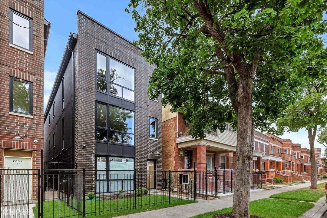 6150 S Champlain Ave in Chicago, IL - Building Photo