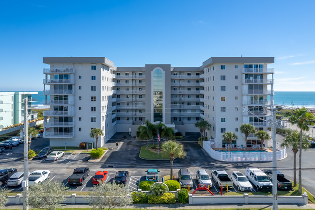 Majestic Seas in Cocoa Beach, FL - Building Photo - Building Photo