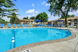 Arbor Lakes at Middleton in Middleton, WI - Building Photo - Building Photo