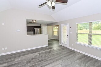 8129 Jordan View Dr in Southaven, MS - Building Photo - Building Photo