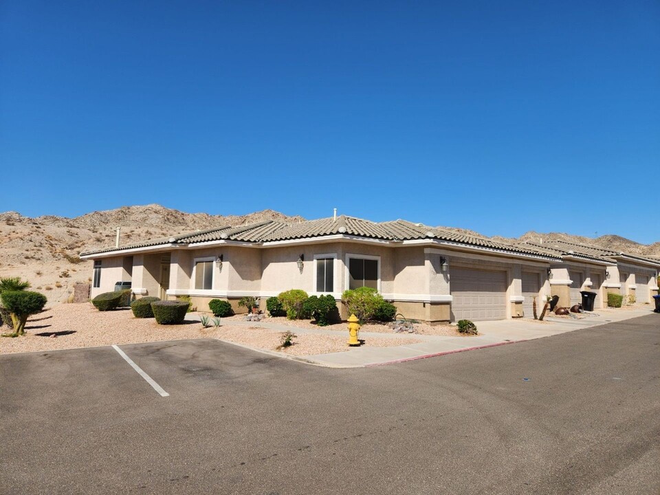 3297 Partridge Run St in Laughlin, NV - Building Photo