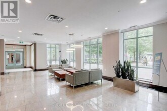 22 Olive Ave in Toronto, ON - Building Photo - Building Photo