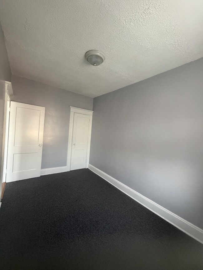 209 Garfield Ave