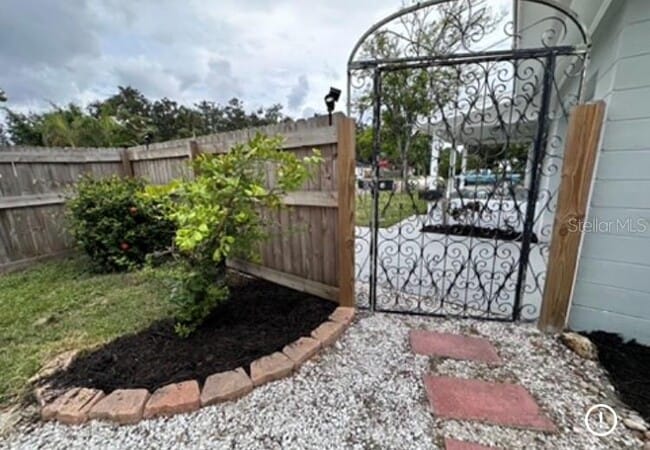 2475 47th St S in St. Petersburg, FL - Building Photo - Building Photo