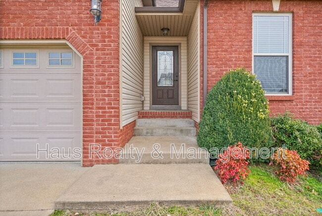 property at 1725 Autumnwood Blvd
