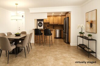 650 Coral Wy in Coral Gables, FL - Building Photo - Building Photo