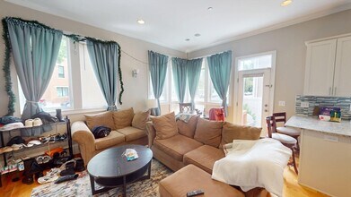57 Preble St, Unit 1 in Boston, MA - Building Photo - Building Photo
