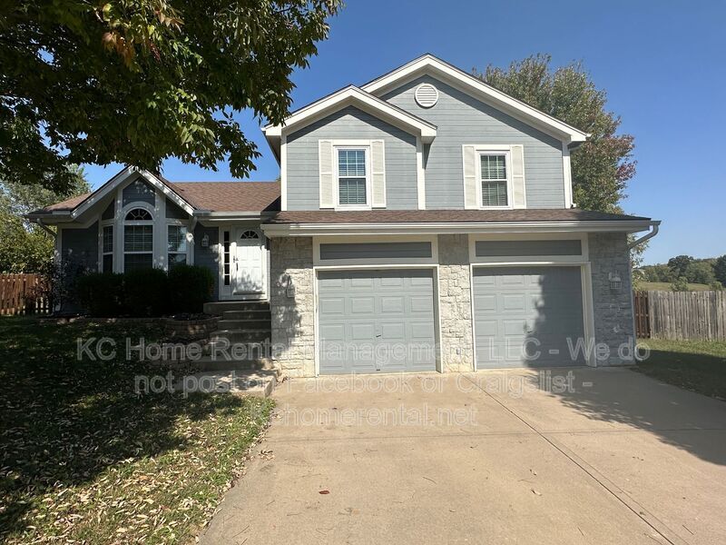 3304 NW 84th Terrace in Kansas City, MO - Building Photo