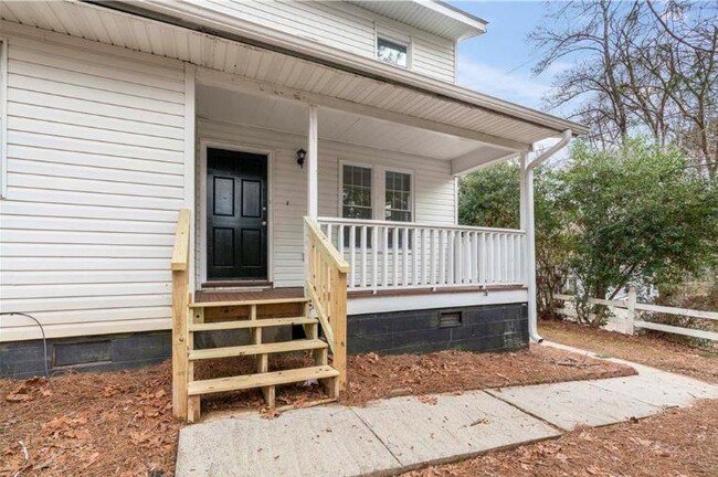 2518 Ridgecrest Dr NW in Kennesaw, GA - Building Photo - Building Photo