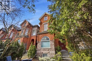 110 Cowan Ave in Toronto, ON - Building Photo