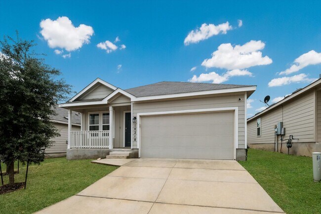 10218 Robbins Crk in San Antonio, TX - Building Photo - Building Photo