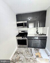 4020 Edgewood Rd in Baltimore, MD - Building Photo - Building Photo
