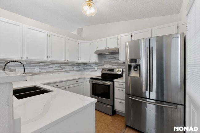 5829 Stanhope Rd in Castle Rock, CO - Foto de edificio - Building Photo