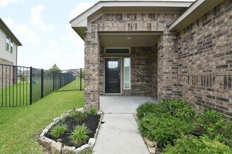 2142 Open Prairie Dr in Texas City, TX - Building Photo - Building Photo