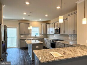 803 Weald Way in Clarksburg, MD - Building Photo - Building Photo