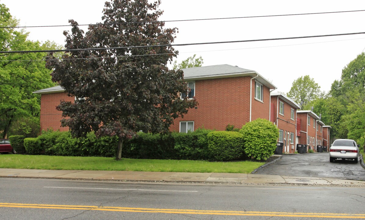 2868 Noble Rd in Cleveland Heights, OH - Building Photo