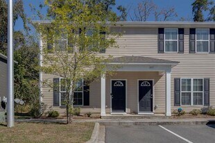 2013 Tyson Grn Ave in Tallahassee, FL - Building Photo